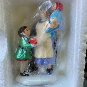 Department 56 Snow Village Grandma's Favorite Present 808952 Christmas Retired
